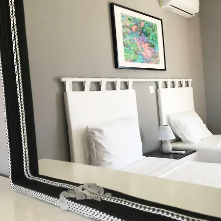 The Art - Rhodos Villa Asgourou